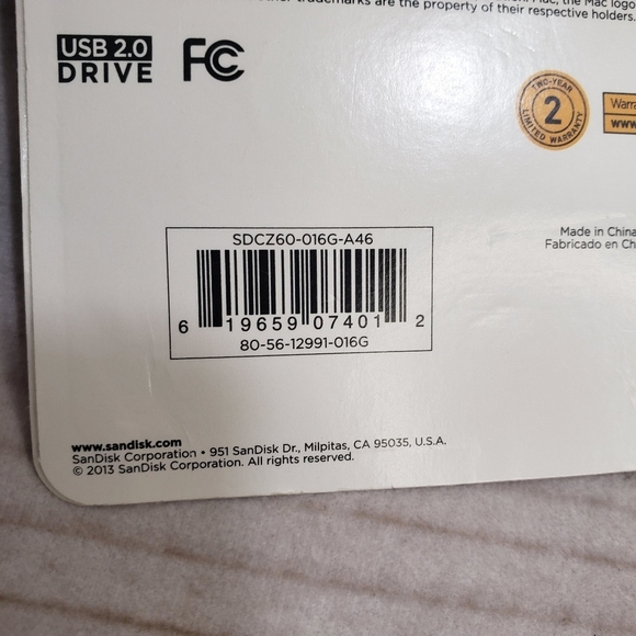 Sandisk Cruzer Glide USB Flash Drive 16 GB 2.0/3.0 Sealed 2013 - Picture 5 of 7